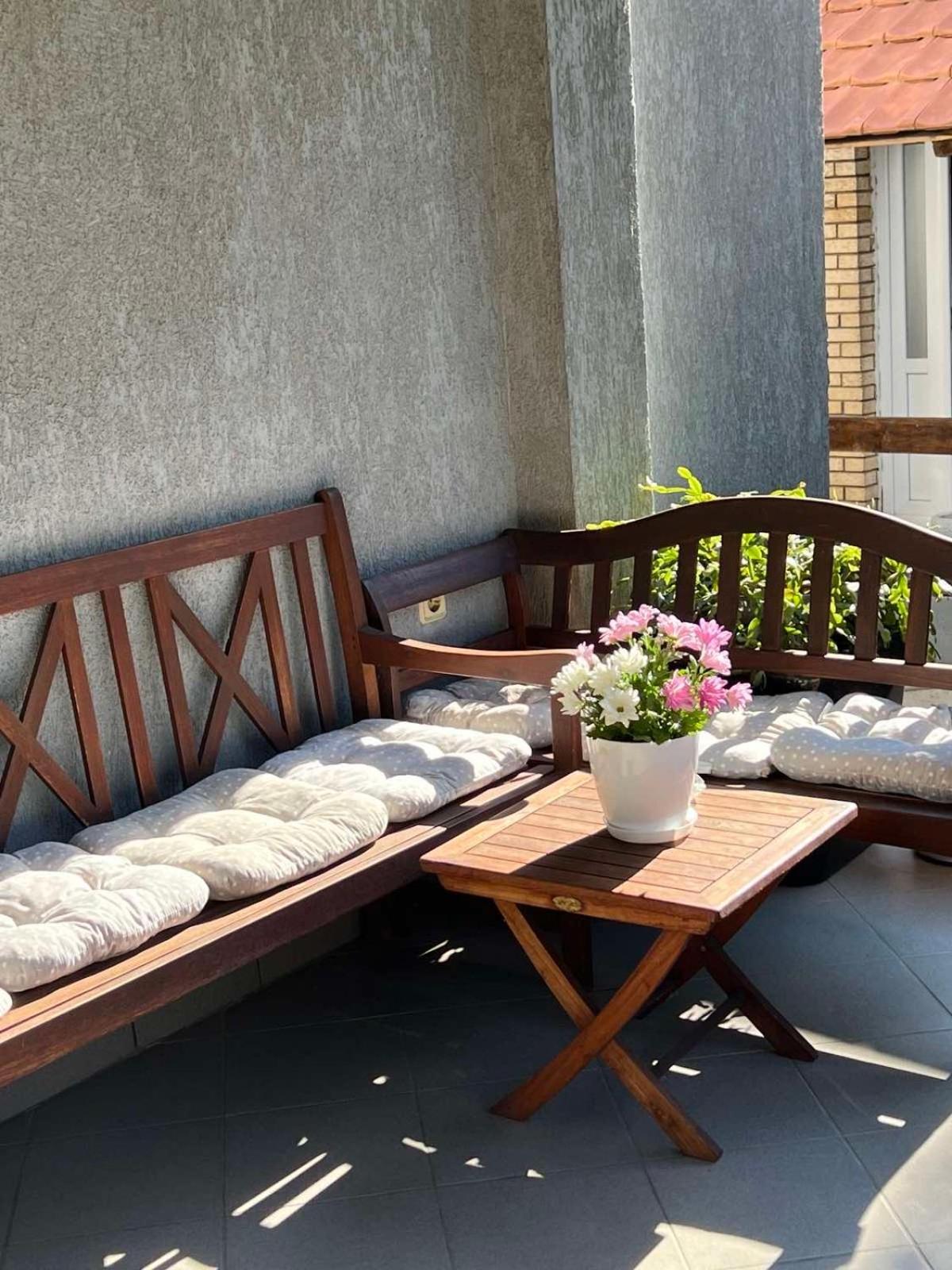 Friendly Rent Leilighet Pristina Eksteriør bilde