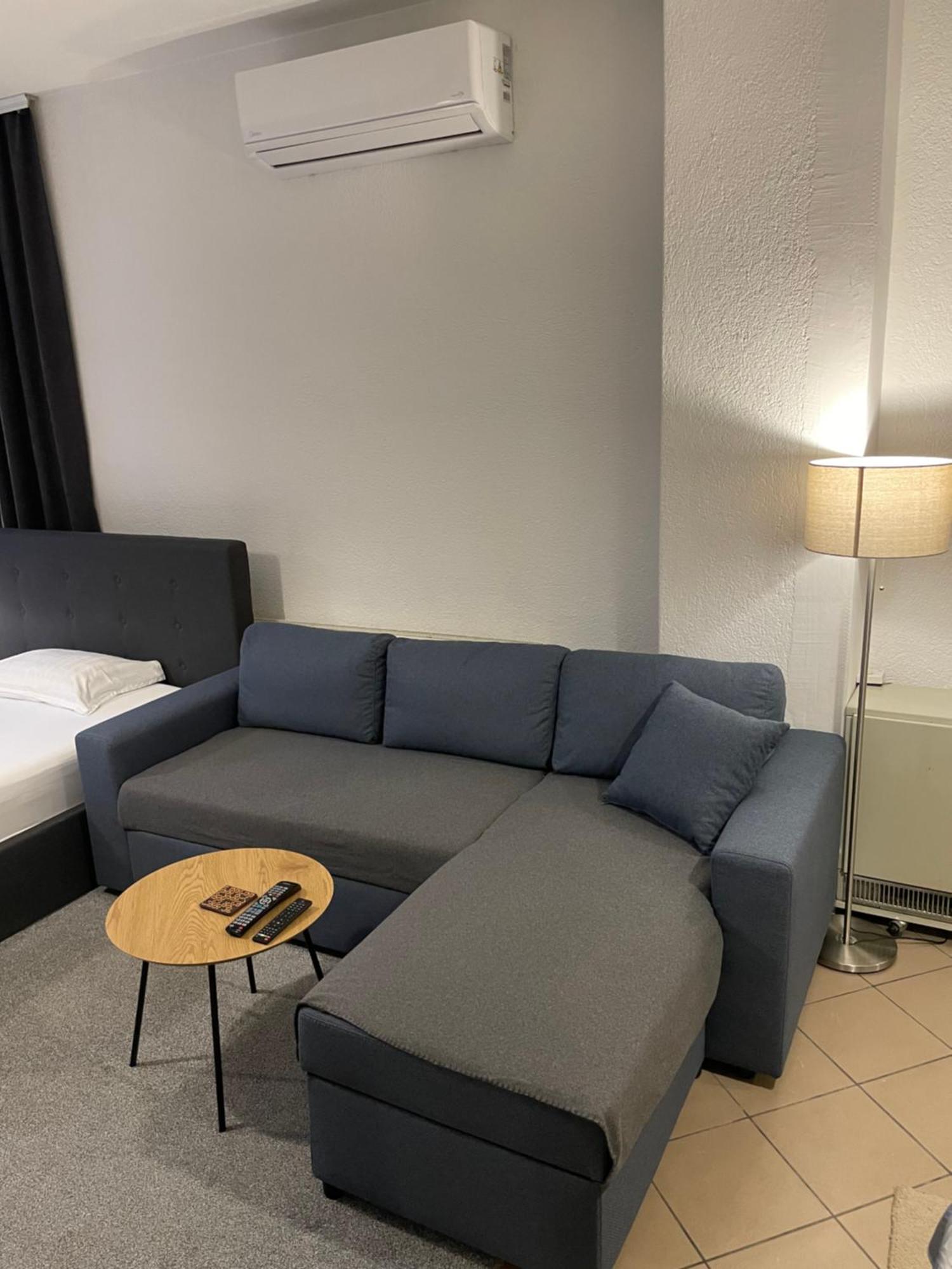 Friendly Rent Leilighet Pristina Eksteriør bilde