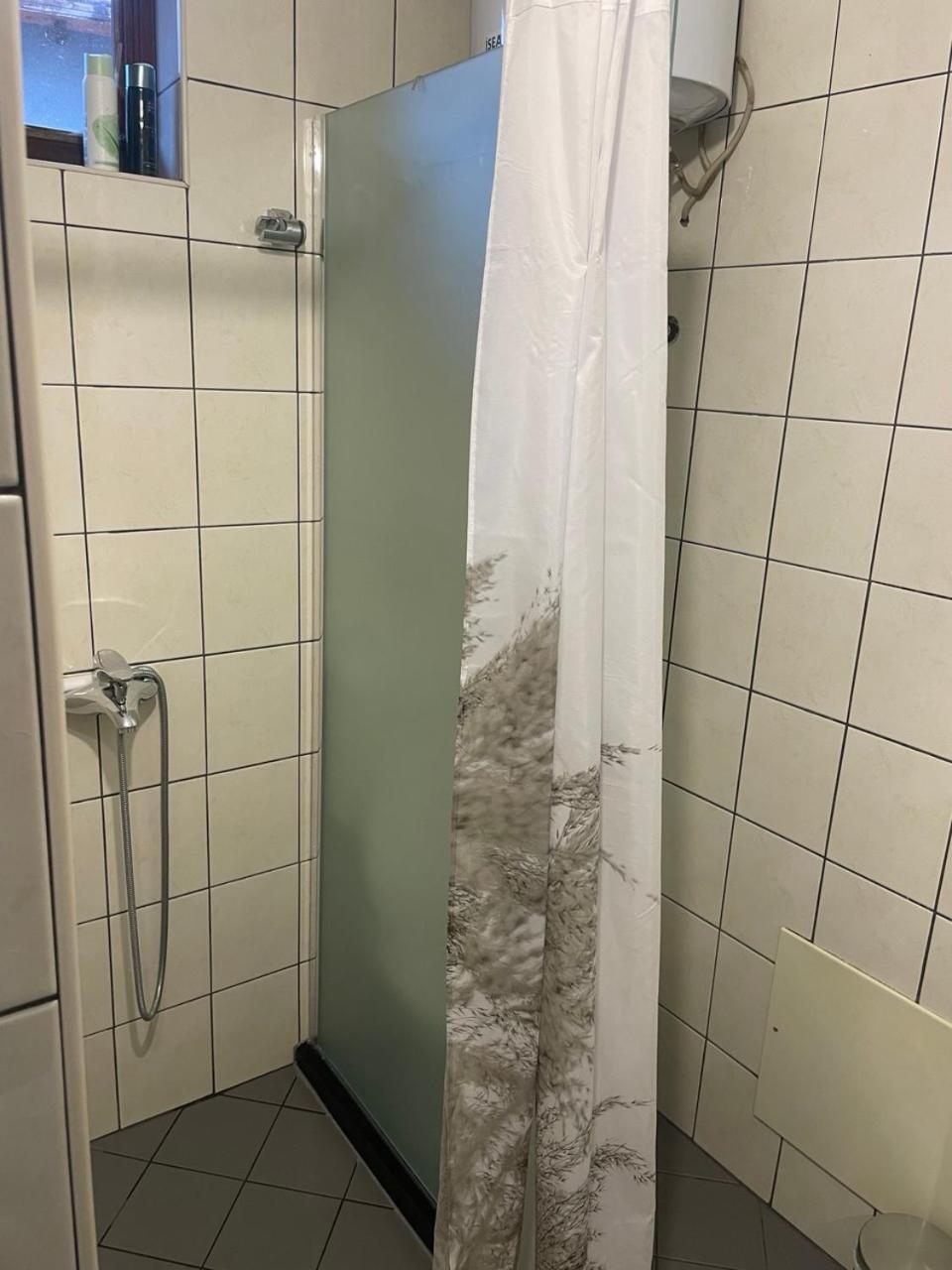 Friendly Rent Leilighet Pristina Eksteriør bilde