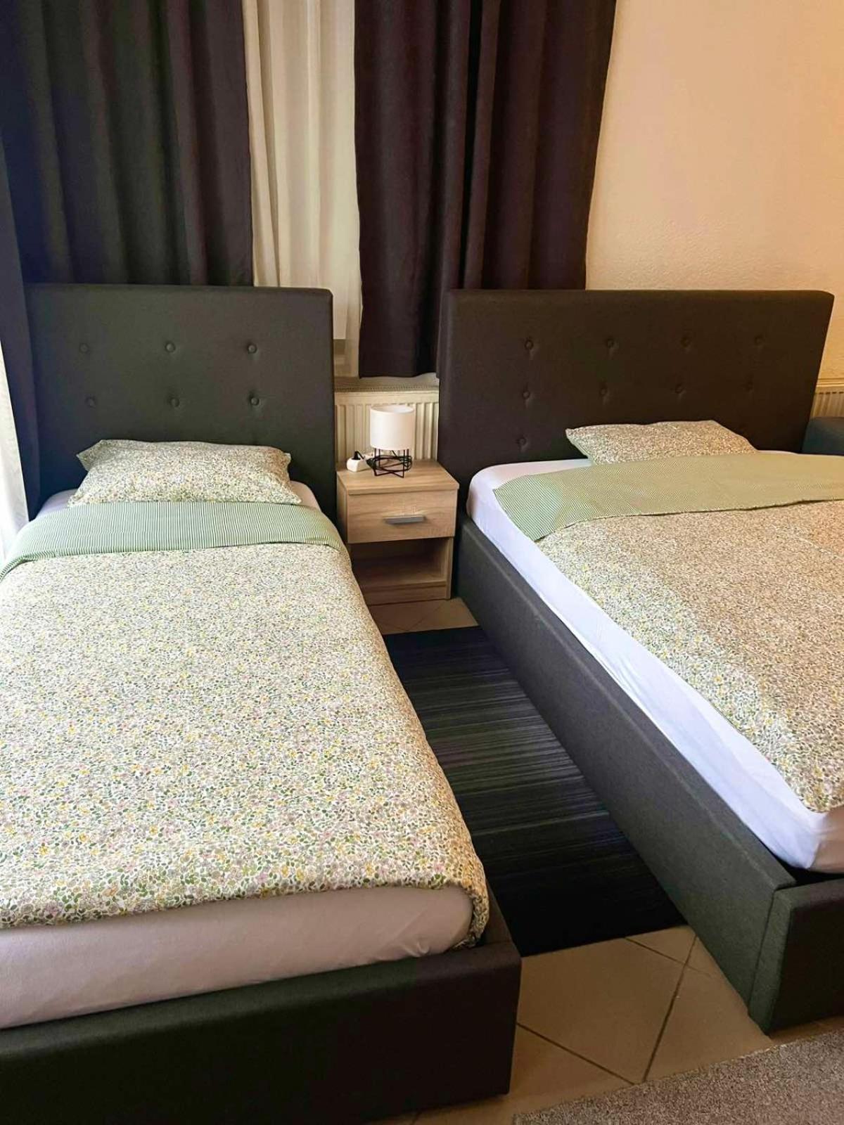 Friendly Rent Leilighet Pristina Eksteriør bilde